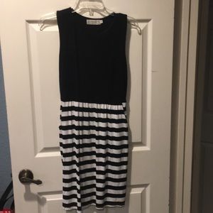 Soft cotton dress w pockets by fighting eel